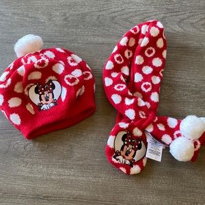 Minnie Mouse hat and scarf